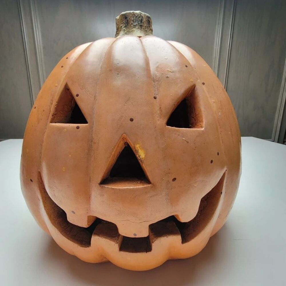 Vtg Heavy Resin Carved Look Pumpkin Jack O Lantern Distressed Halloween Decor